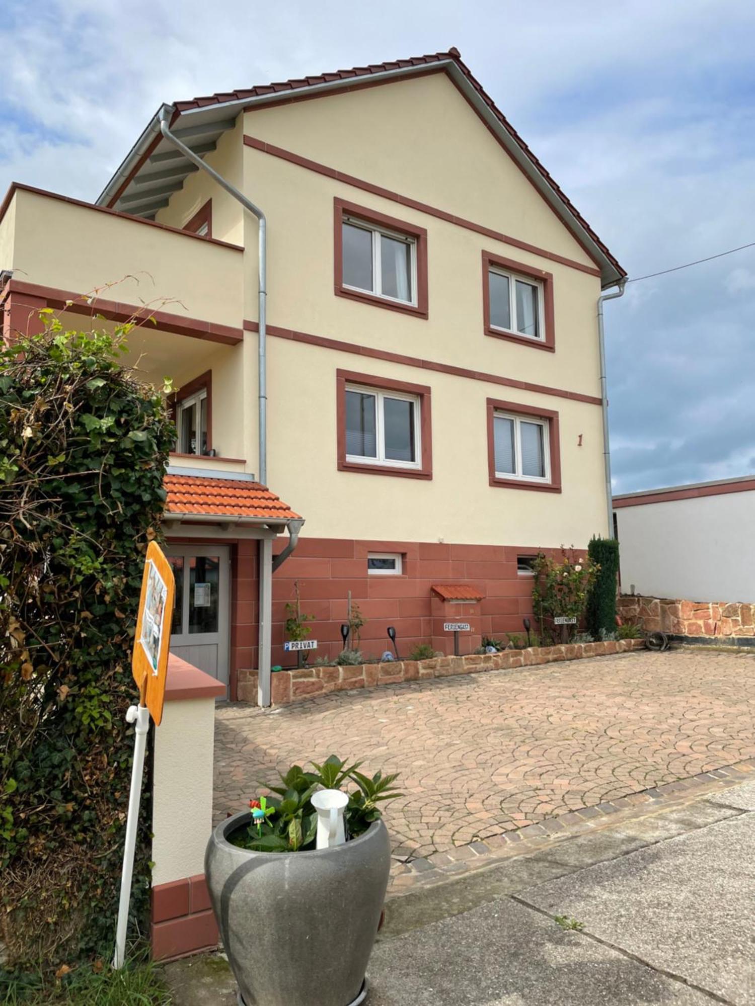 Haus Rebenblick Apartment Dierbach Bagian luar foto